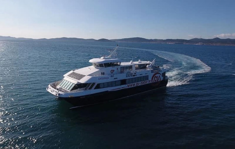 The catamaran HSC Antonija will sail on the Budva-Dubrovnik line, starting on June 29, with two trips a day.