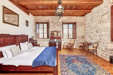 Nomadico - Coliving in the Bay of Kotor ( Nest Home, Nest Hub )